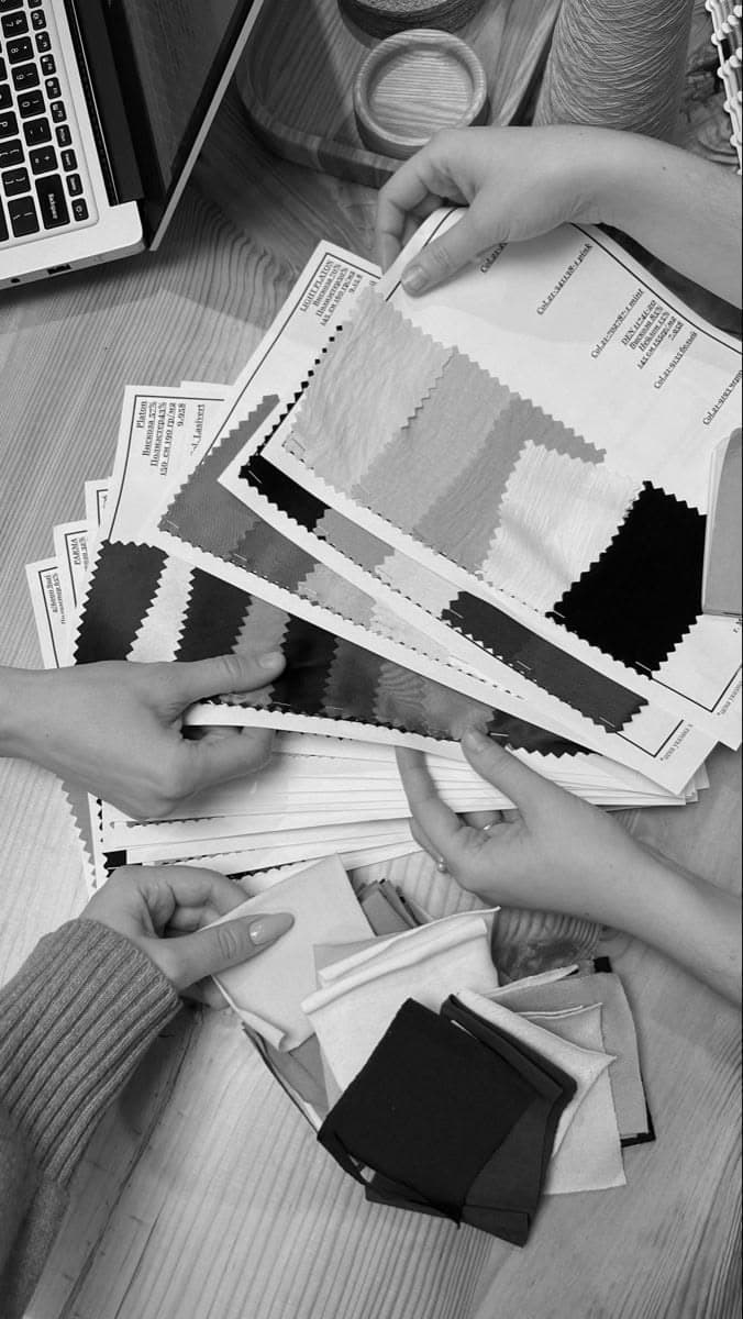 Atelier, selecting fabrics